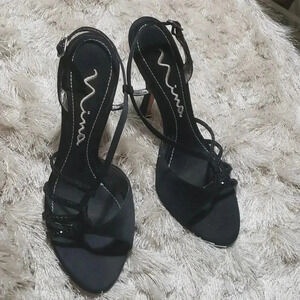 Mina sandals size 7.5 running 6.5-7